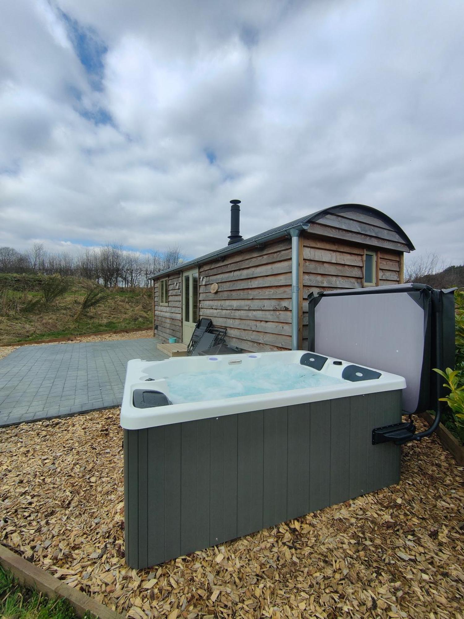 Middlehead Huts Hébergement de vacances *