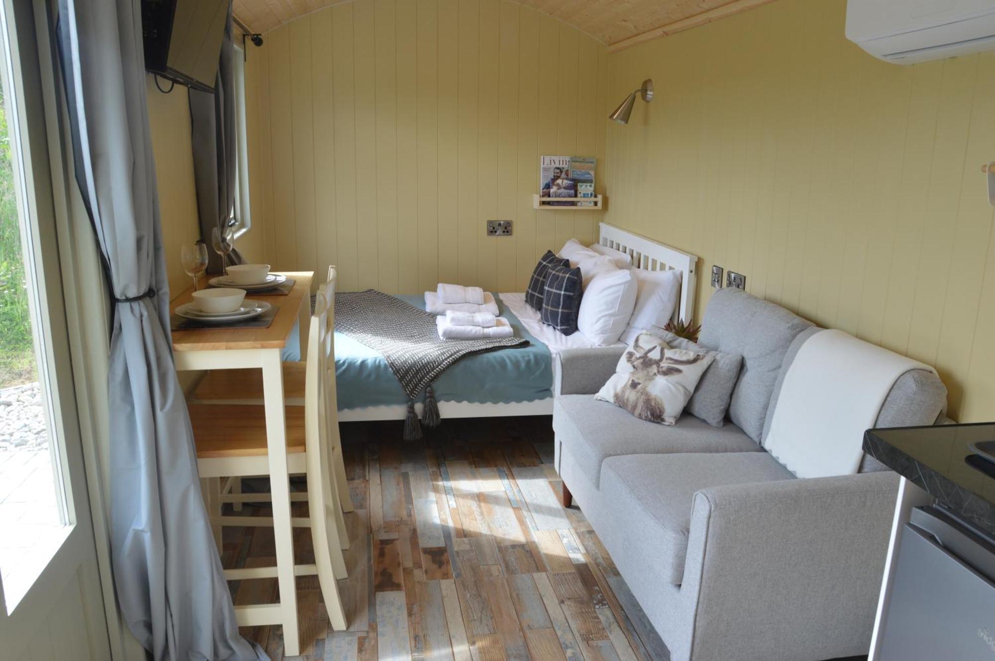 Middlehead Huts Holiday home *