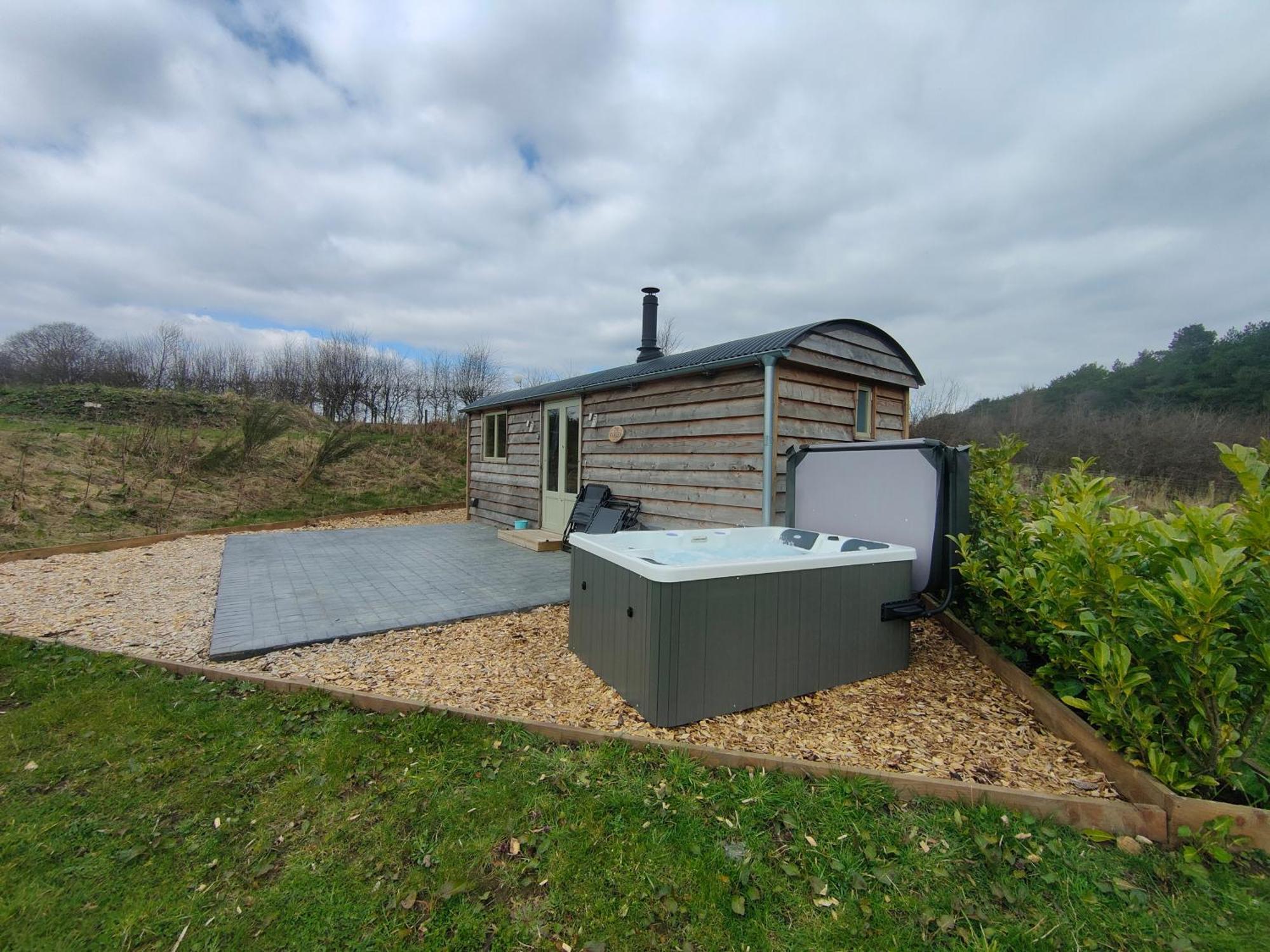 Middlehead Huts Holiday home *